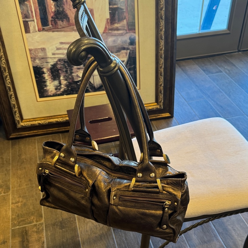 Elegant Brown Leather Shoulder Bag